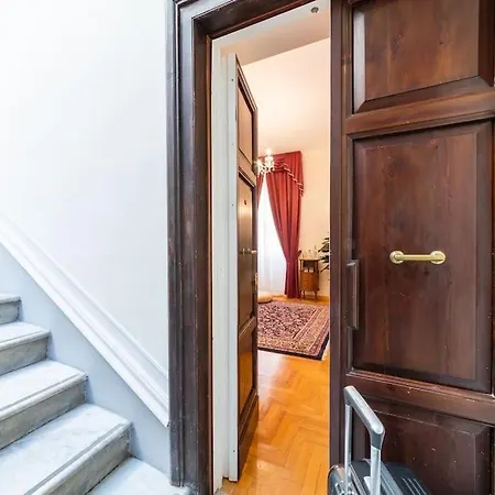 شقة Domus Quirinale روما