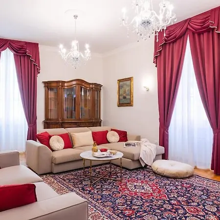 Domus Quirinale * روما