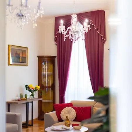 Domus Quirinale ローマ