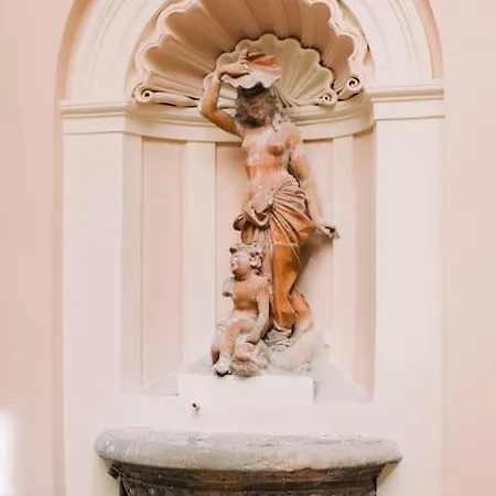 Domus Quirinale アパート